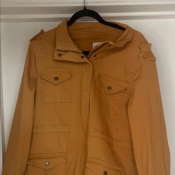 Market & Spruce Kathleen Cargo Jacket with Removable Hood - Picture 5 of 7